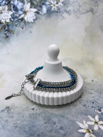 Kolczyki i bransoletka z cyrkoniami – eleganckie i nowoczesne