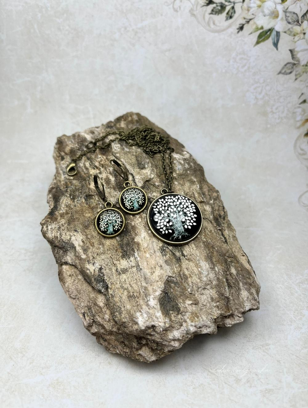 Elegancka Biżuteria - Vintage Dreams