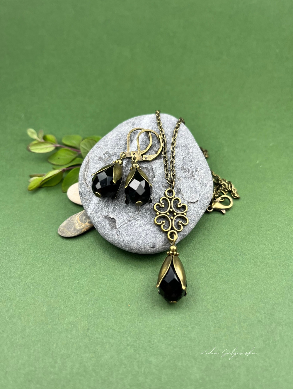 Kropla z Fasetowanymi Kryształkami - Wybór Koloru