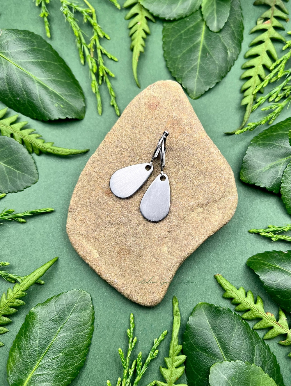 Kolczyki ze Stali Chirurgicznej w Kształcie Kropli