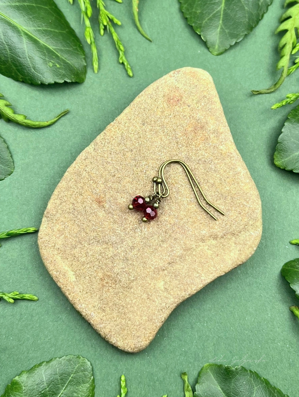 Kolczyki z fasetowanych koralików w stylu vintage