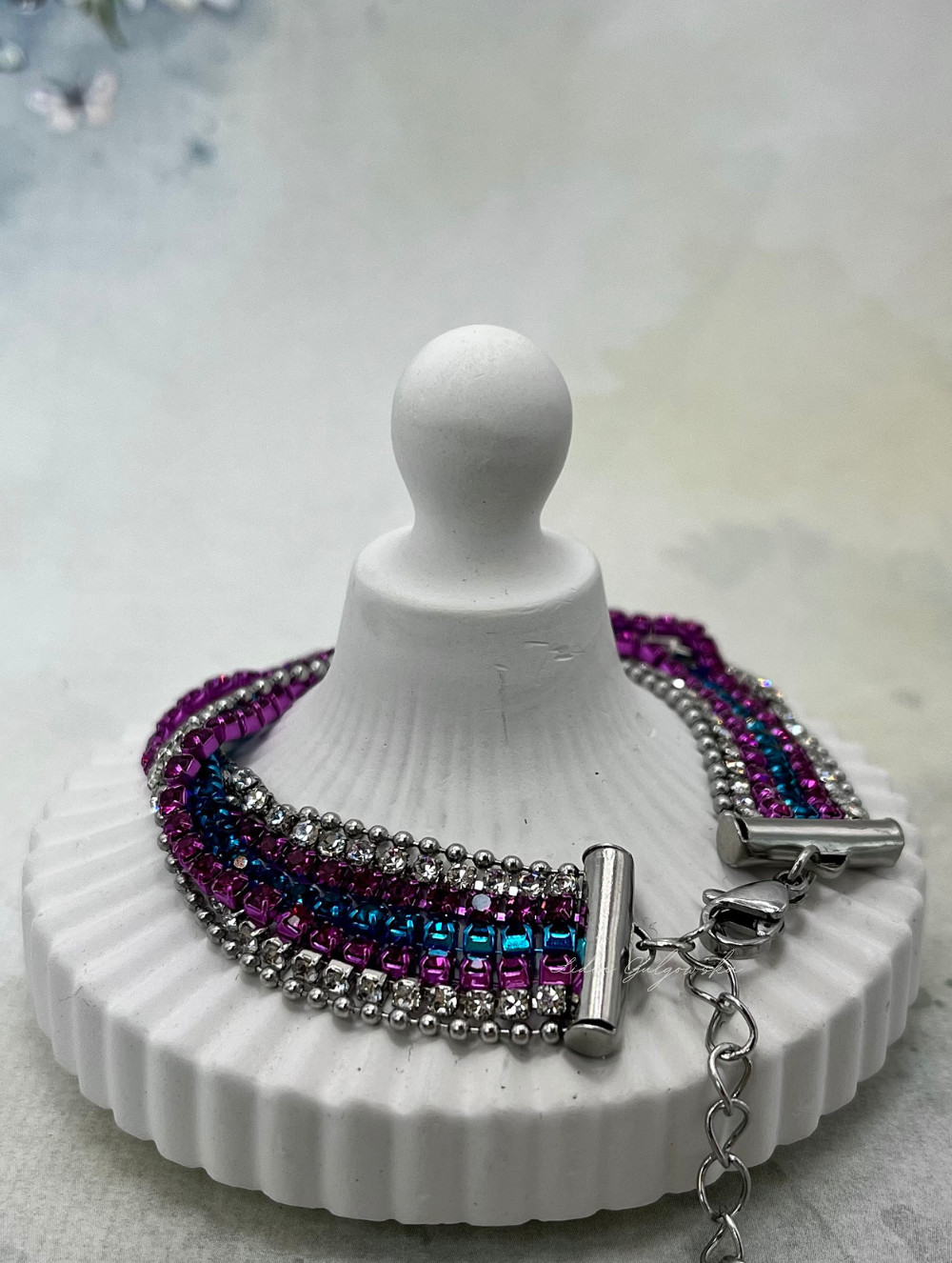 Bransoletka z cyrkoniami – elegancki blask w stylowym wydaniu